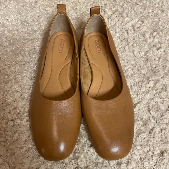 NWOT Born Beca Leather Slip On Ballet Flats - Picture 3 of 9